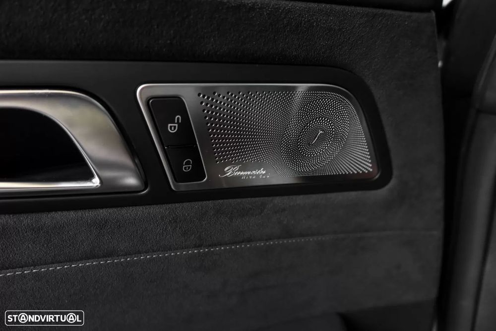 Mercedes-Benz AMG GT R - 18