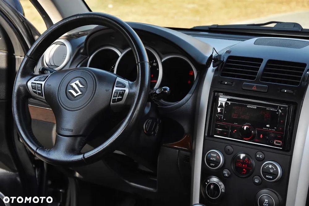 Suzuki Grand Vitara 1.9 DDiS - 19