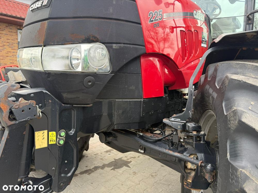 Case IH CVX 225 PUMA    NEW HOLLAND T 7.250   215 - 28