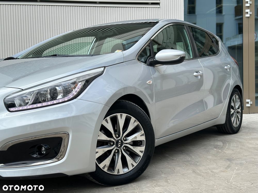 Kia Ceed 1.6 CRDi L Business Line - 9
