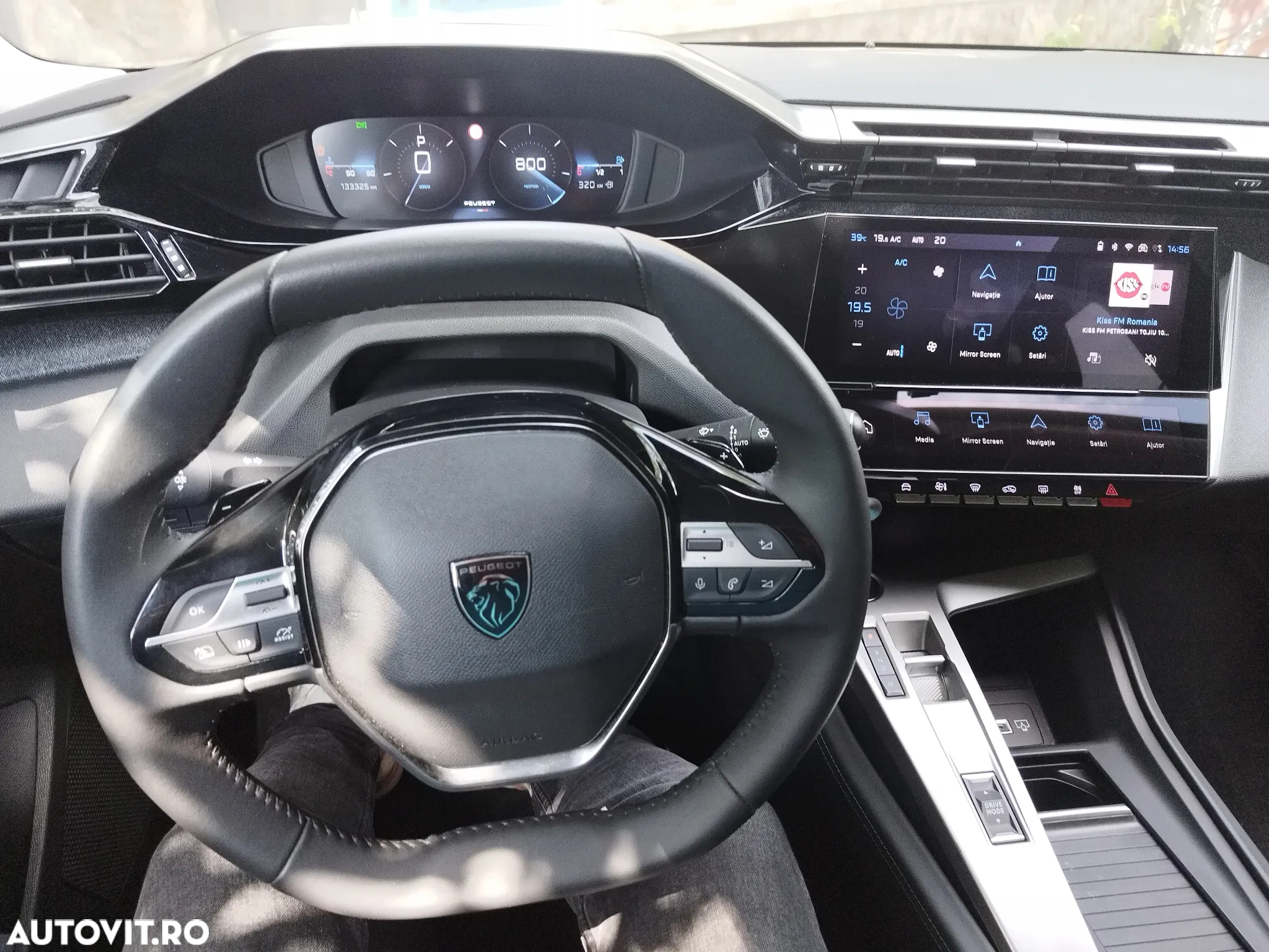 Peugeot 408 1.2L PureTech 130 S&S EAT8 Allure - 8