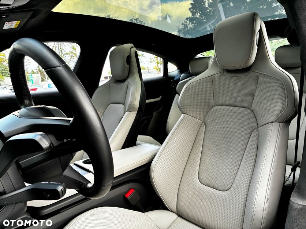 Porsche Taycan - 23