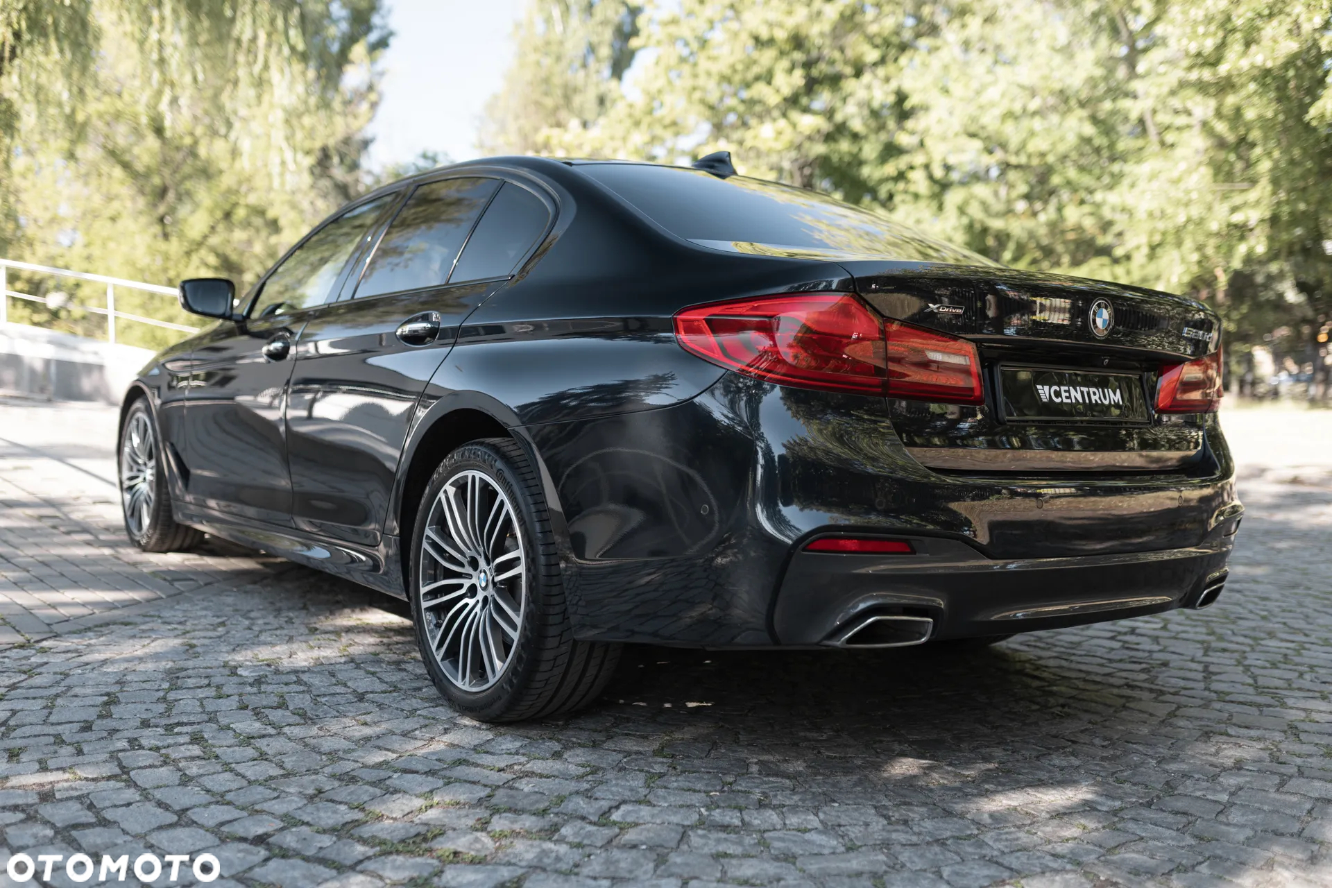 BMW Seria 5 520d xDrive Sport - 9