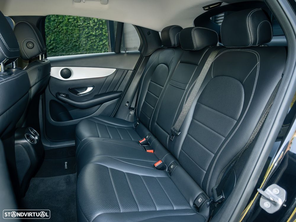 Mercedes-Benz GLC 250 d 4Matic 9G-TRONIC AMG Line - 22