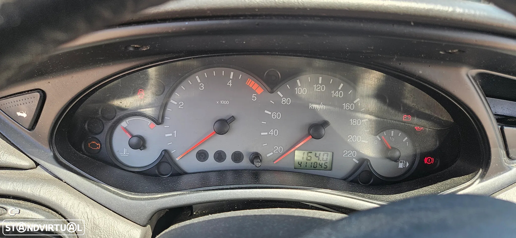 Ford Focus 1.8 TDdi Comfort - 9