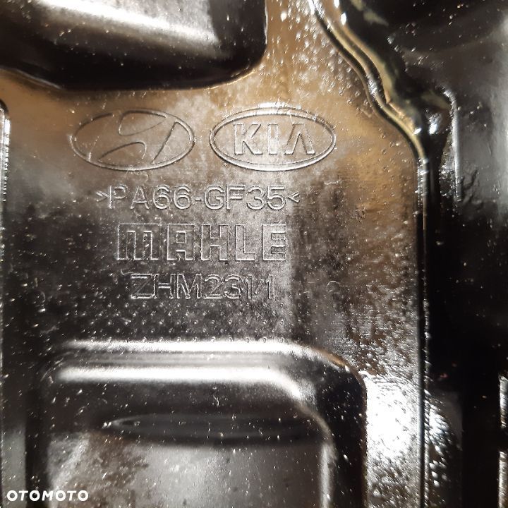 Pokrywa Zaworów KIA STINGER 3.3i 4x4 - 6