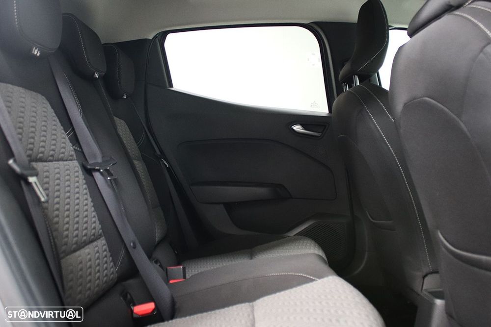 Renault Clio 1.0 TCe Evolution - 23