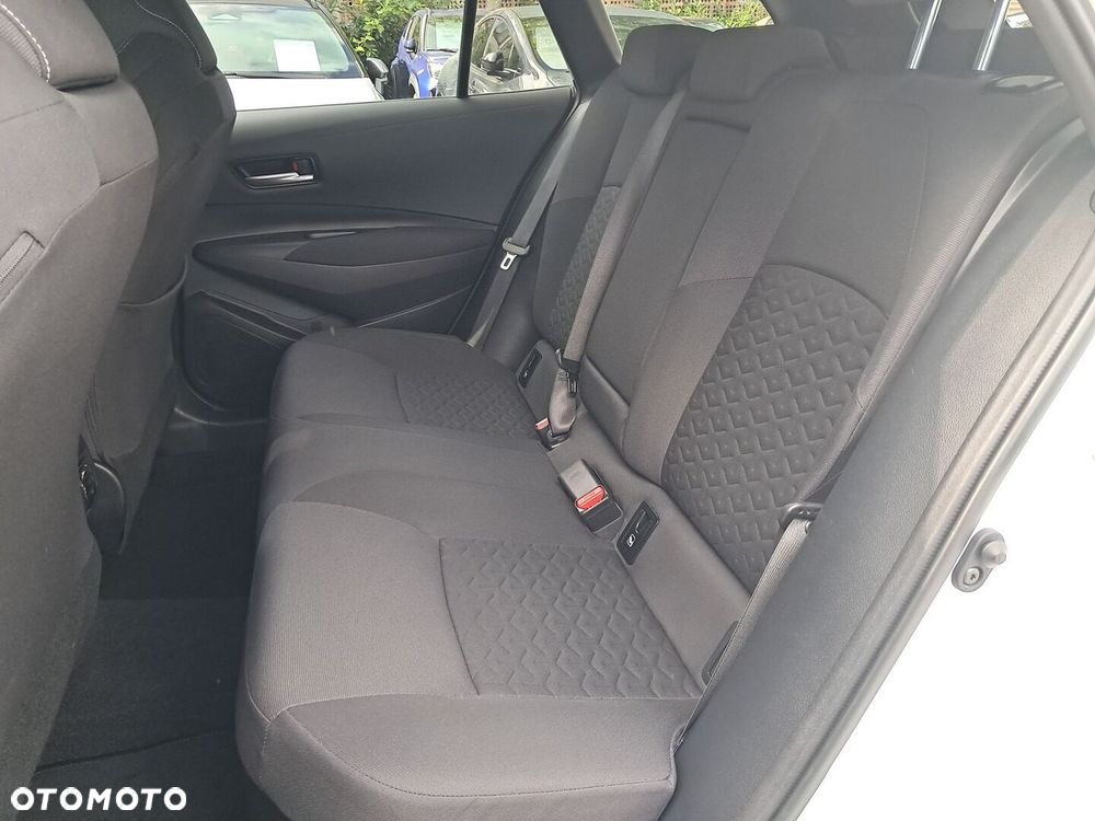 Suzuki Swace 1.8 Hybrid Premium Plus CVT - 13