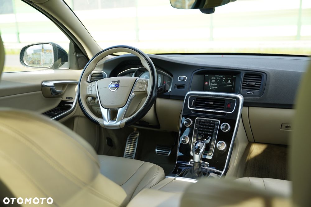 Volvo S60 T5 Drive-E Summum - 1