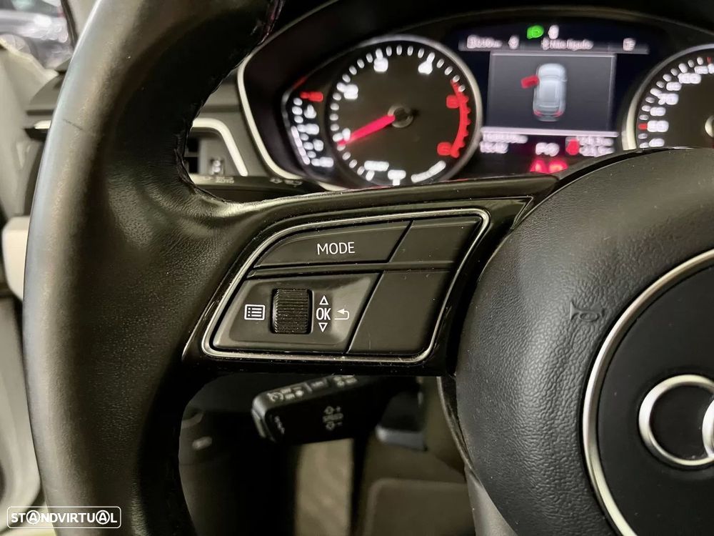 Audi A4 Avant 30 TDI S tronic - 21
