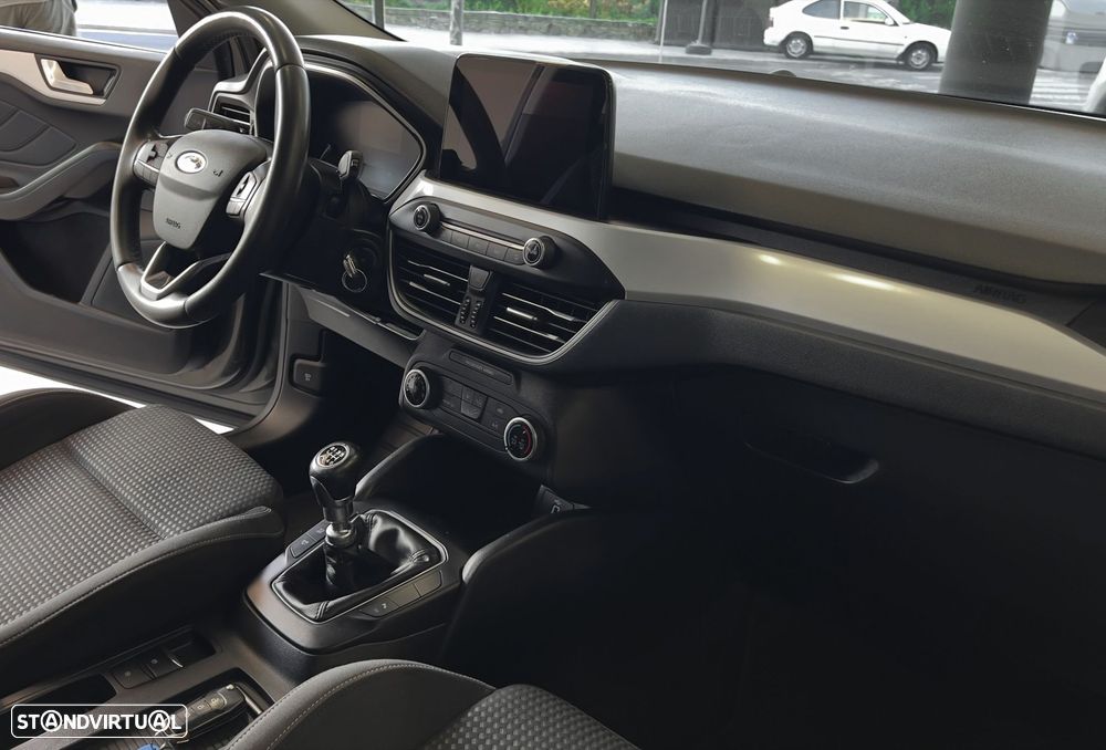 Ford Focus SW - 30
