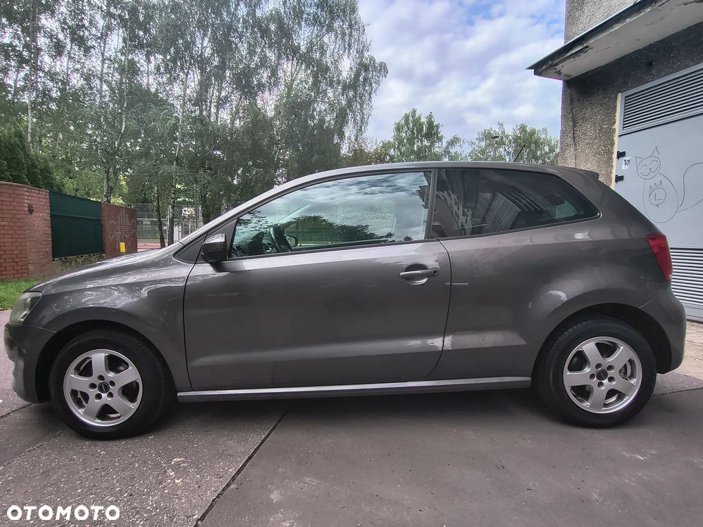 Volkswagen Polo - 1