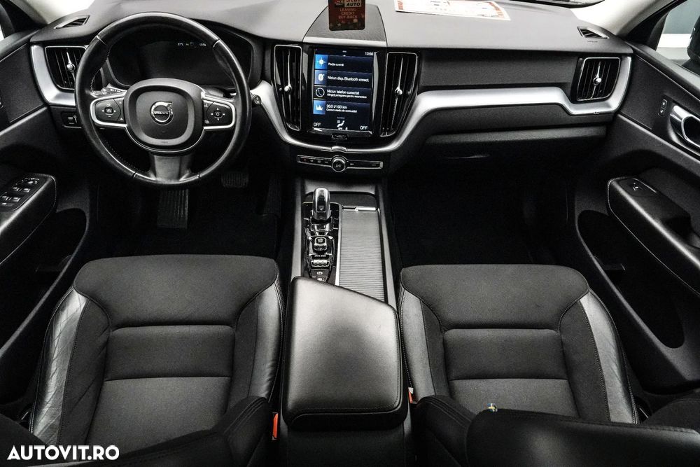 Volvo XC 60 T8 Twin Engine AWD Momentum Pro - 8
