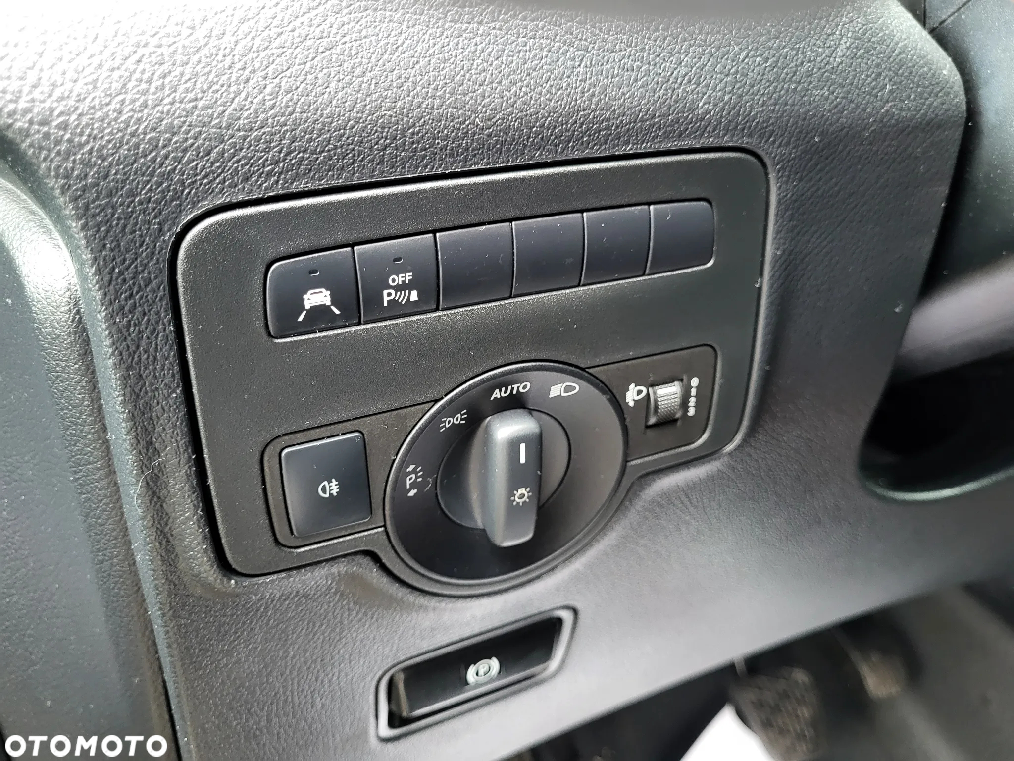 Mercedes-Benz VITO - 7