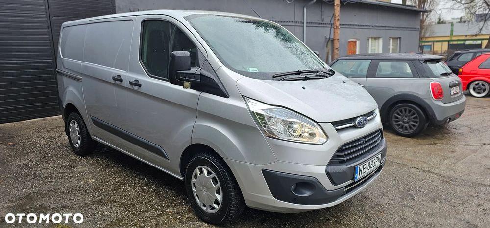 Ford TRANSIT CUSTOM - 2