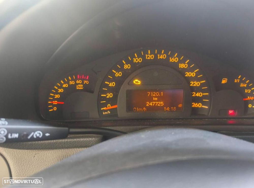 Mercedes-Benz C 180 - 4