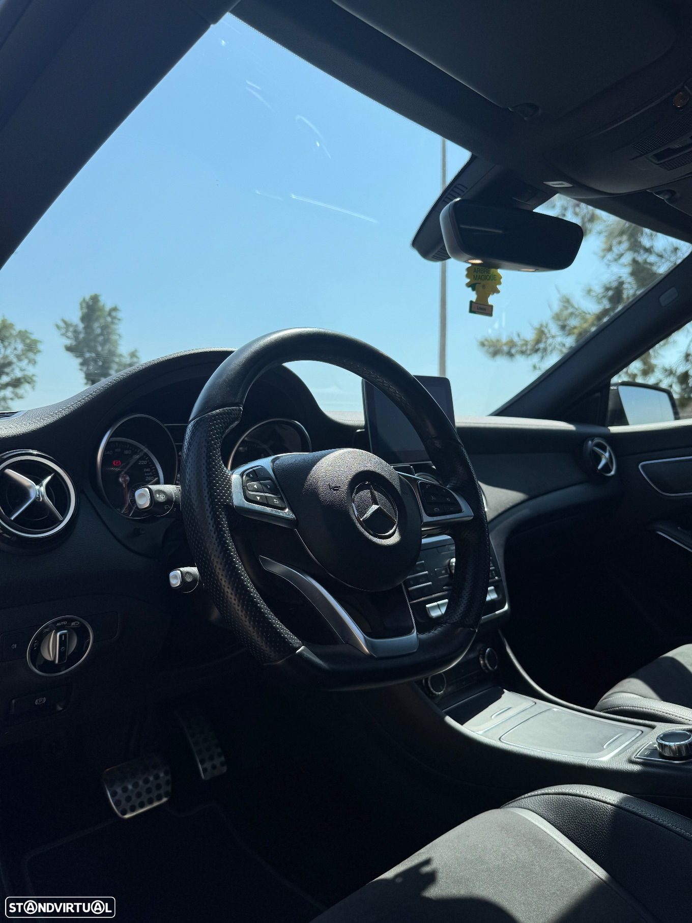 Mercedes-Benz CLA 180 d Shooting Brake AMG Line Aut. - 9