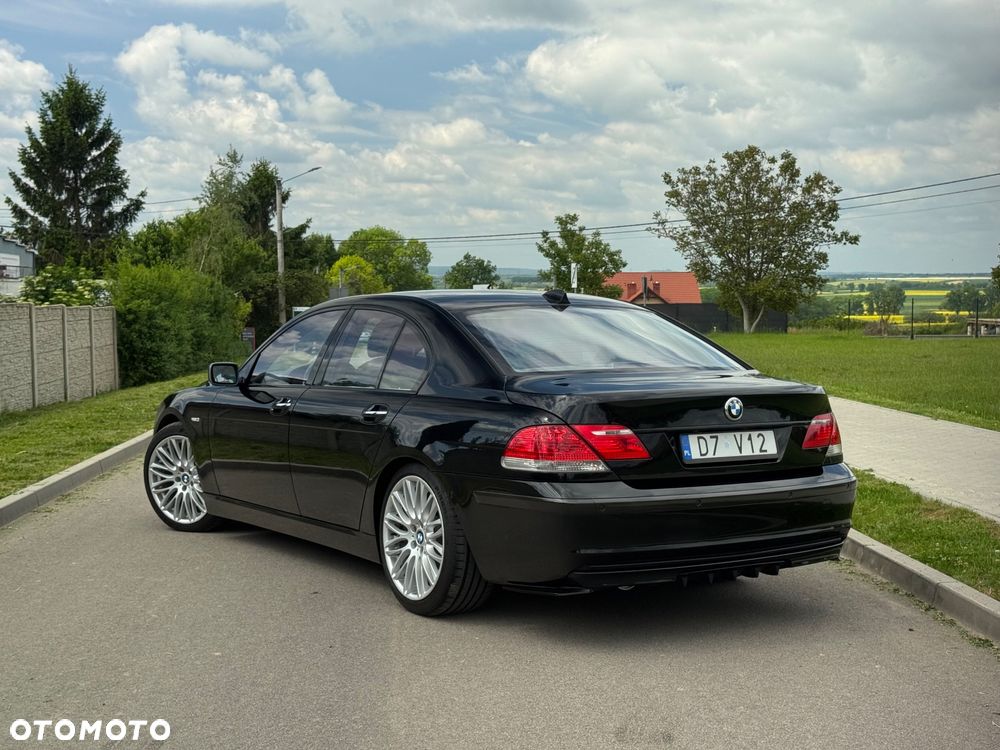 BMW Seria 7 760i - 7