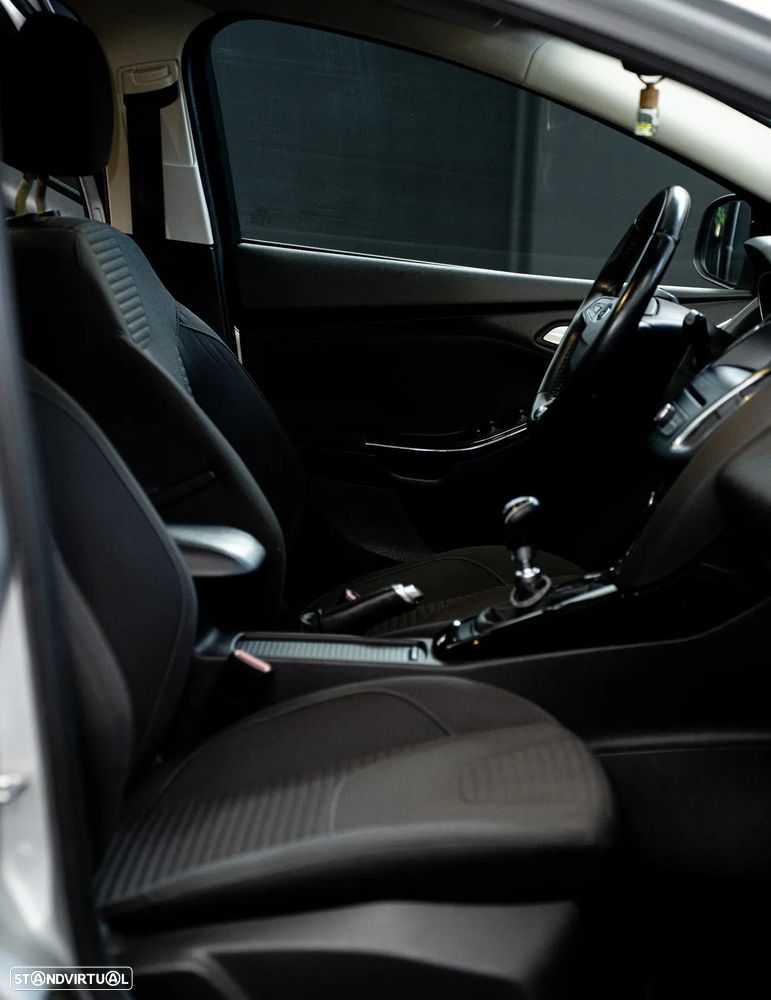 Ford Focus SW 1.5 TDCi Titanium - 14