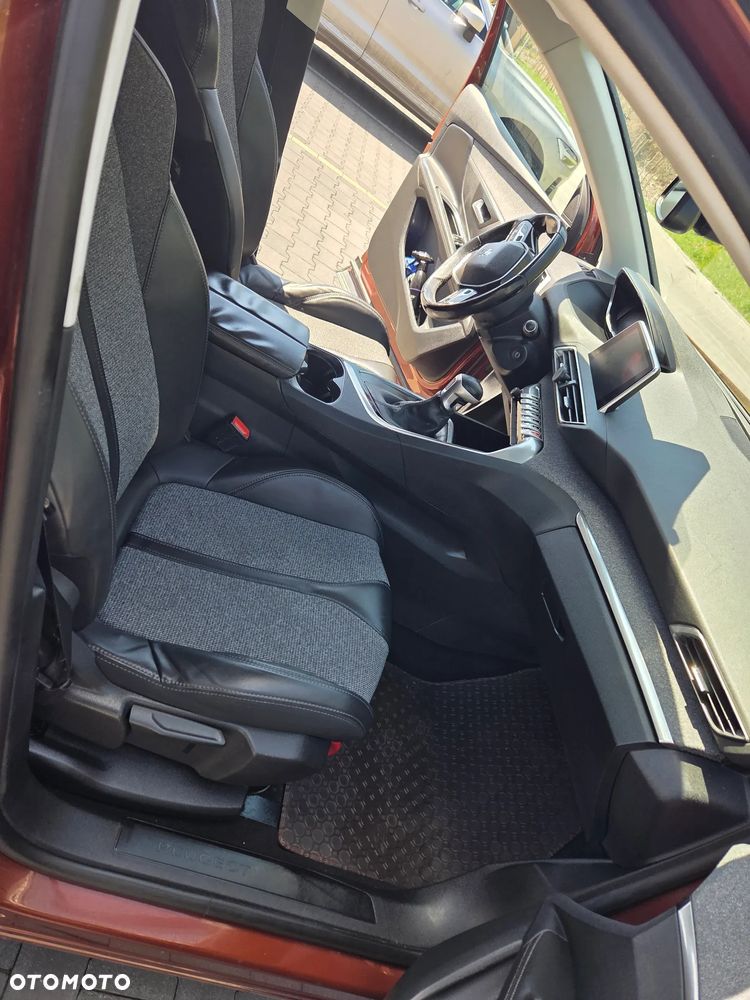 Peugeot 3008 HDi FAP 115 Allure - 14