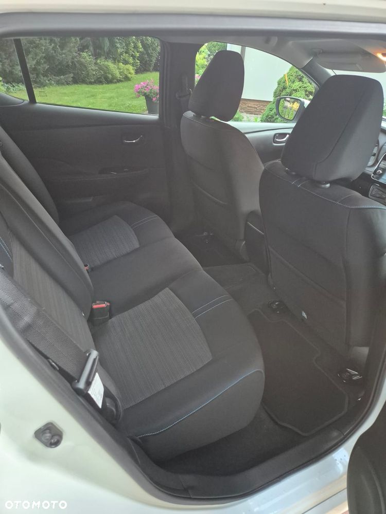 Nissan Leaf 40kWh 10 - 16