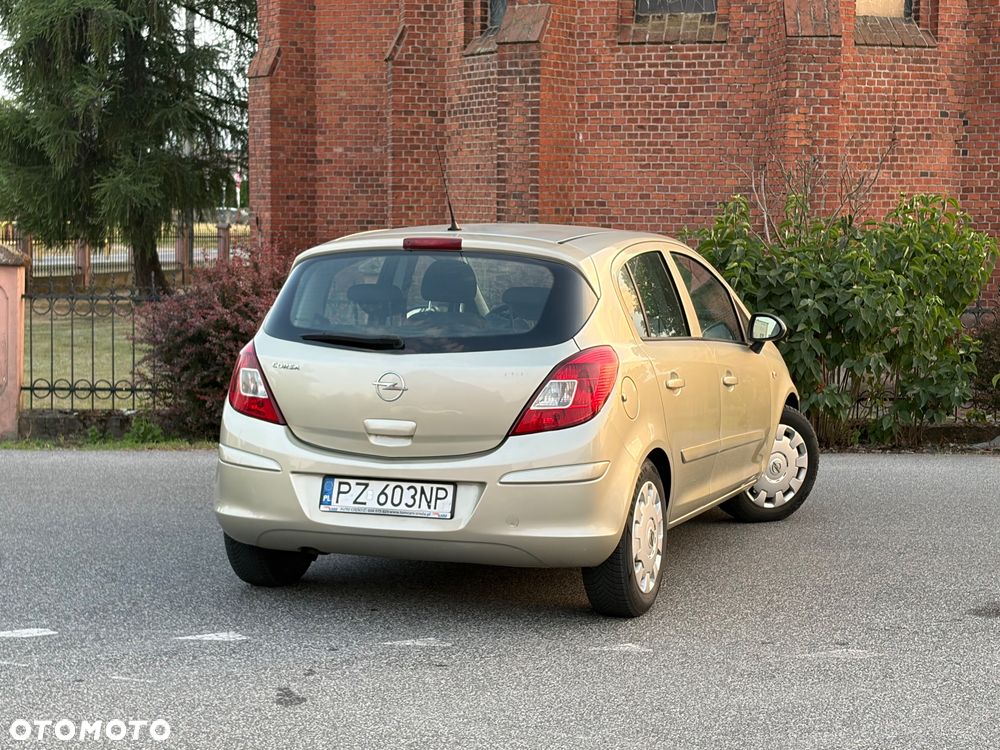 Opel Corsa 1.4 16V Edition - 8