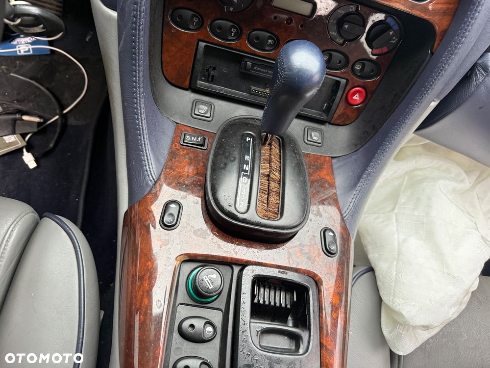 Aston Martin DB7 - 13