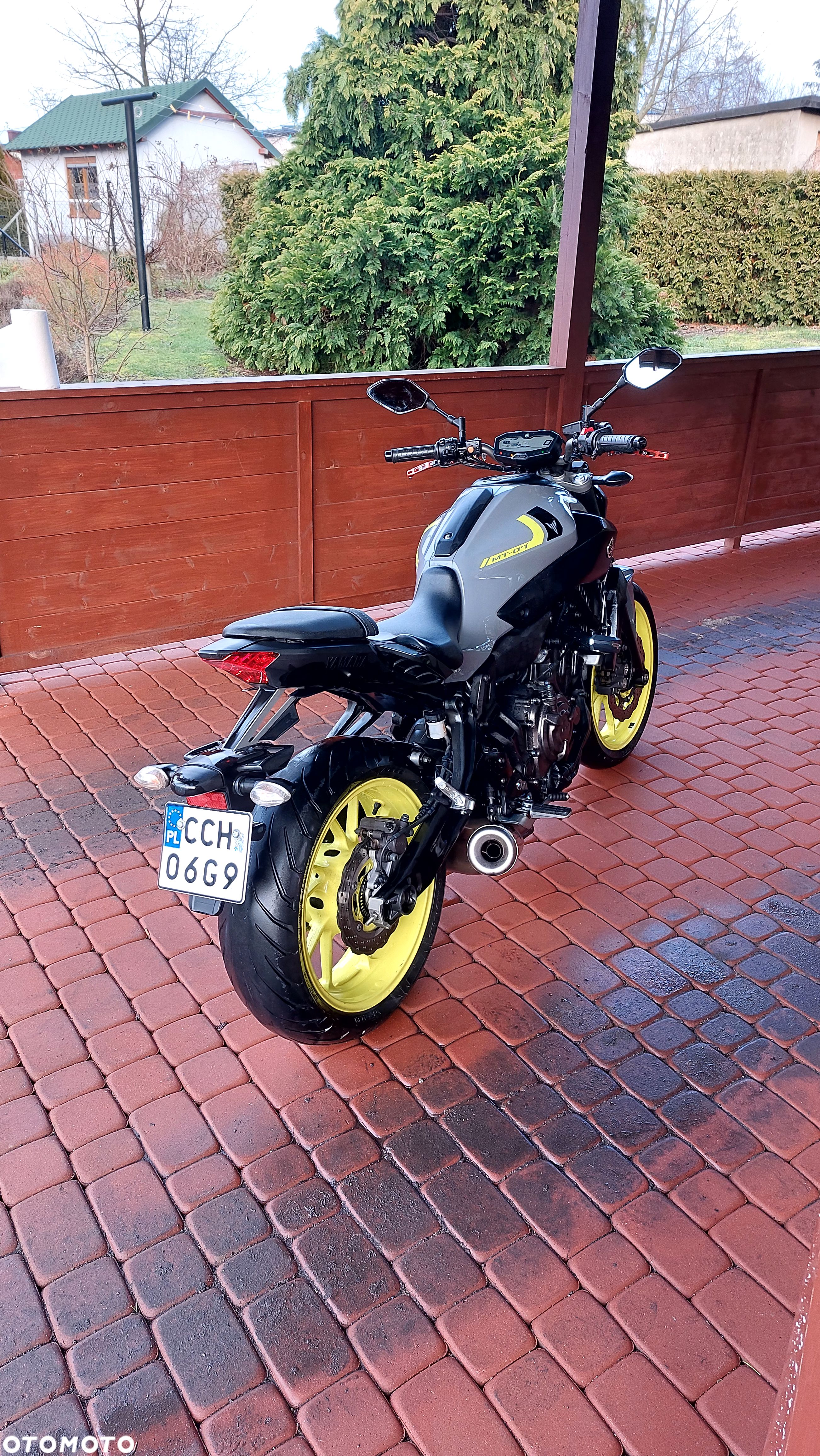Yamaha MT - 1