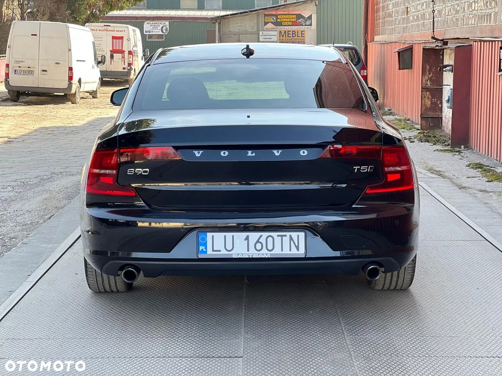 Volvo S90 T5 Momentum - 8