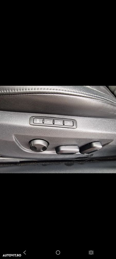 Skoda Superb 2.0 TDI DSG Premium Edition - 22