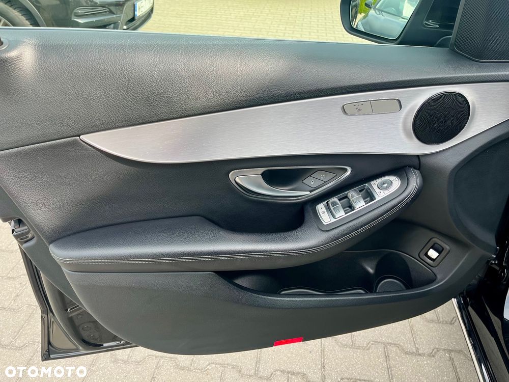 Mercedes-Benz Klasa C 180 9G-TRONIC Avantgarde - 25