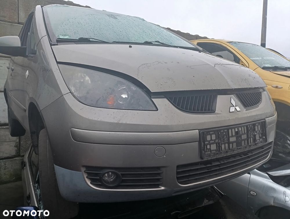 Lampy przód lub tył Mitsubishi COLT VI 06r-08r oraz LIFT 08-12 - 1