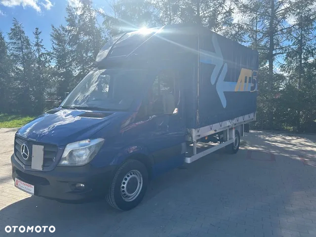 Mercedes-Benz Sprinter 319 - 4