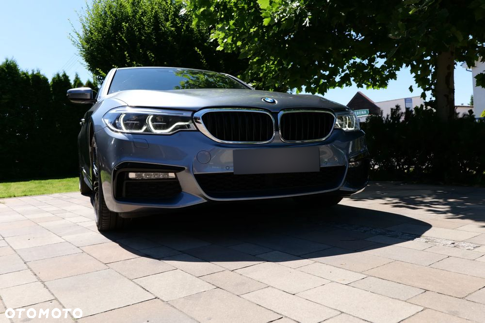 BMW Seria 5 520d xDrive M Sport sport - 2