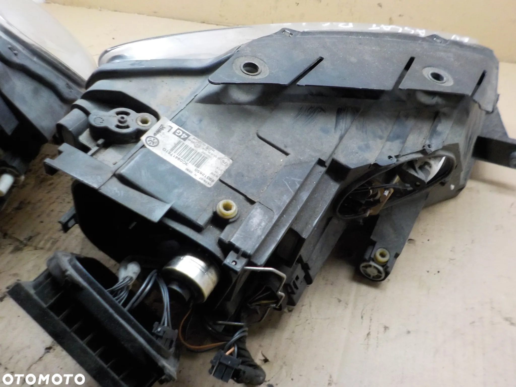 VW PASSAT B6 LAMPY PRZÓD PRAWA LUB LEWA XENON EUROPA - 10
