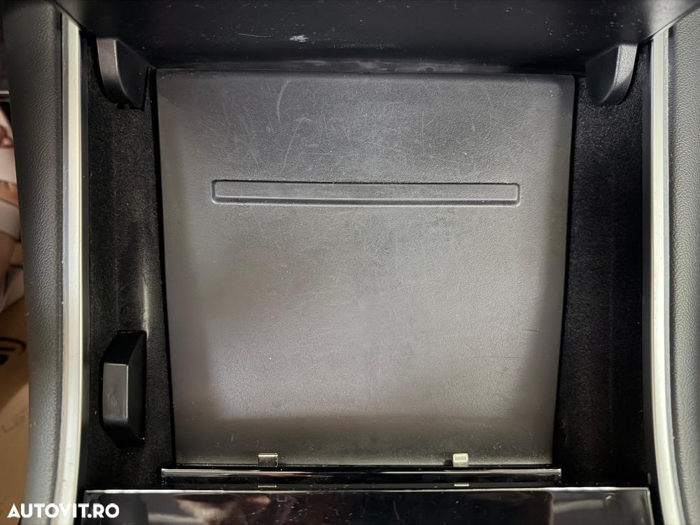 Tesla Model 3 Langstreckenbatterie Allradantrieb Dual Motor - 28