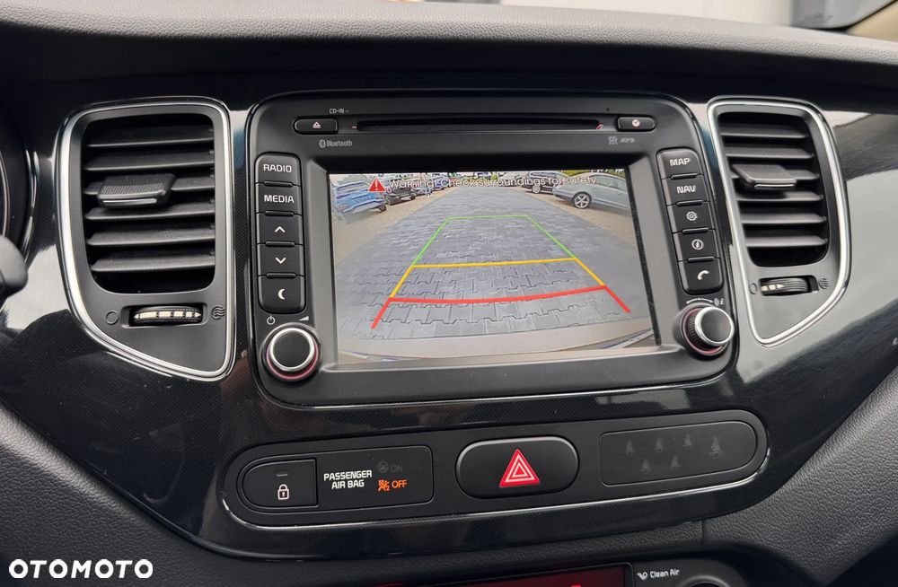 Kia Carens 1.7 CRDi L 7os DCT - 24