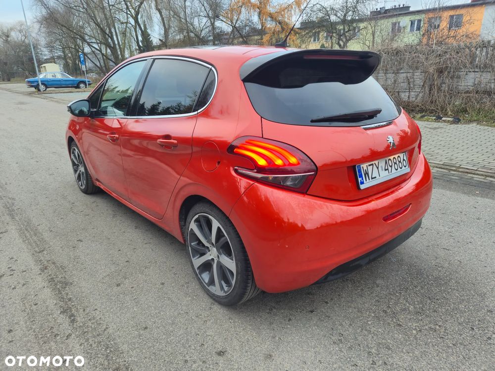 Peugeot 208 165 THP Stop & Start Allure - 8