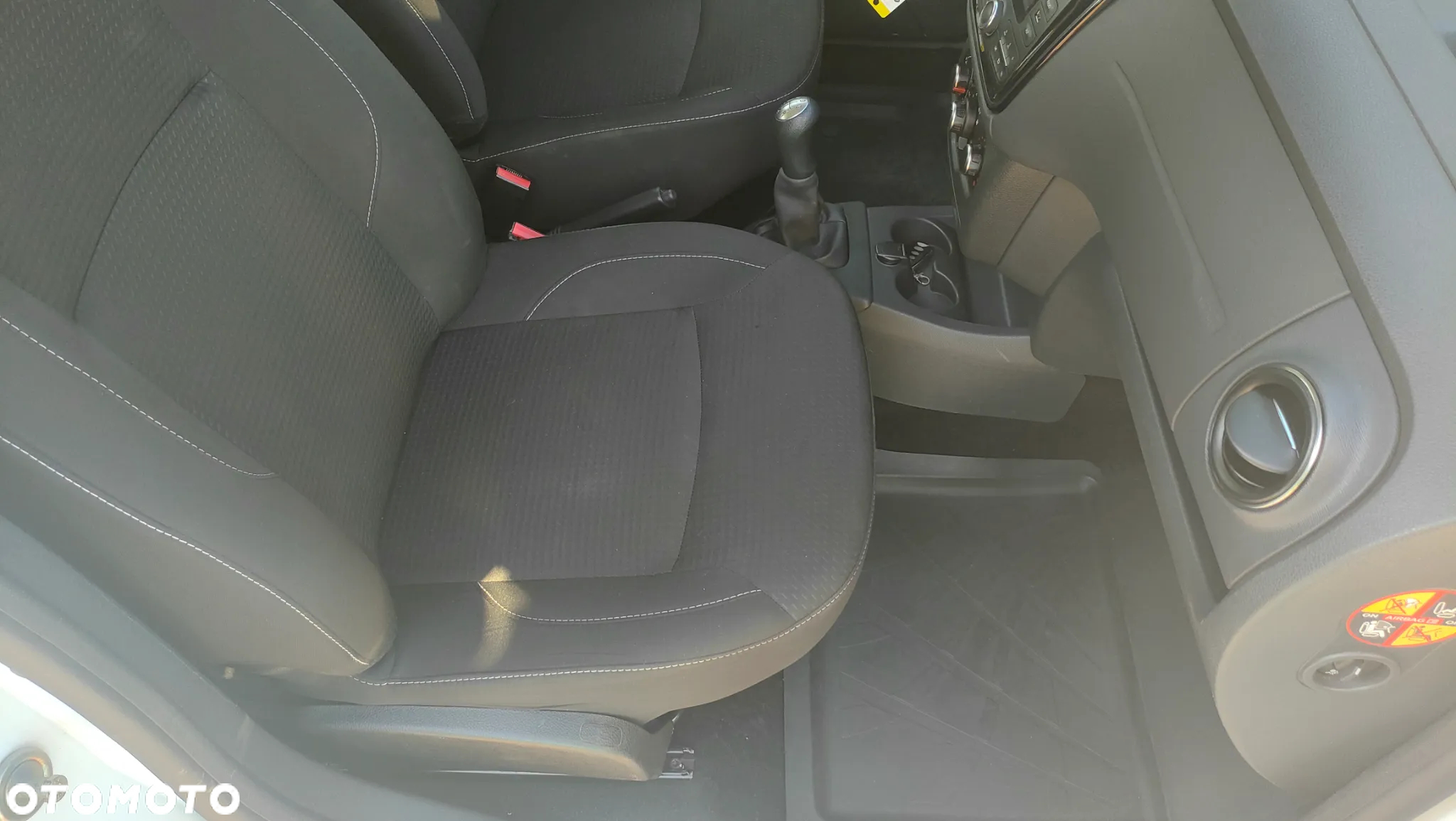 Dacia Dokker 1.5 dCi Laureate - 8