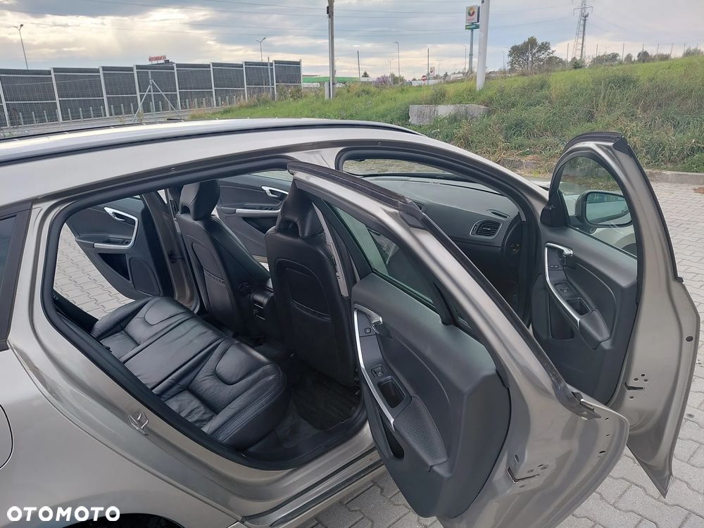 Volvo V60 - 6
