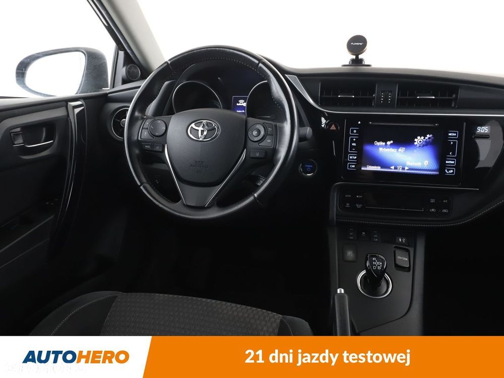 Toyota Auris - 13