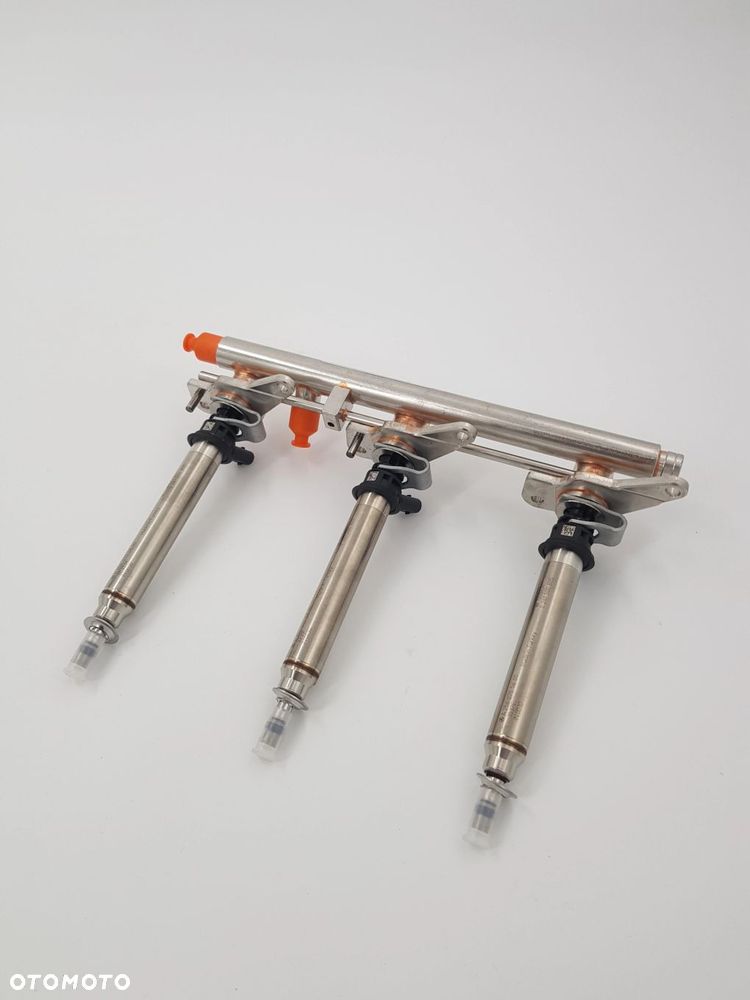 NOWY ORYGINALNY WTRYSK LISTWA WTRYSKOWA MERCEDES A2760701500 A2560705600 - 1