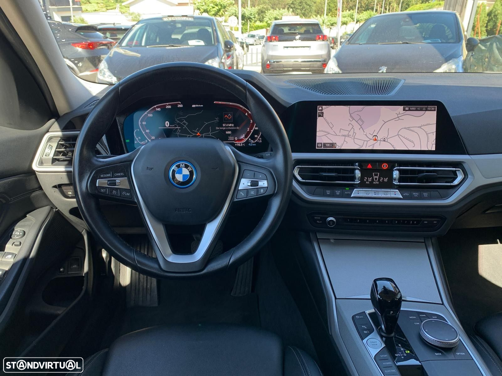 BMW 330 - 20