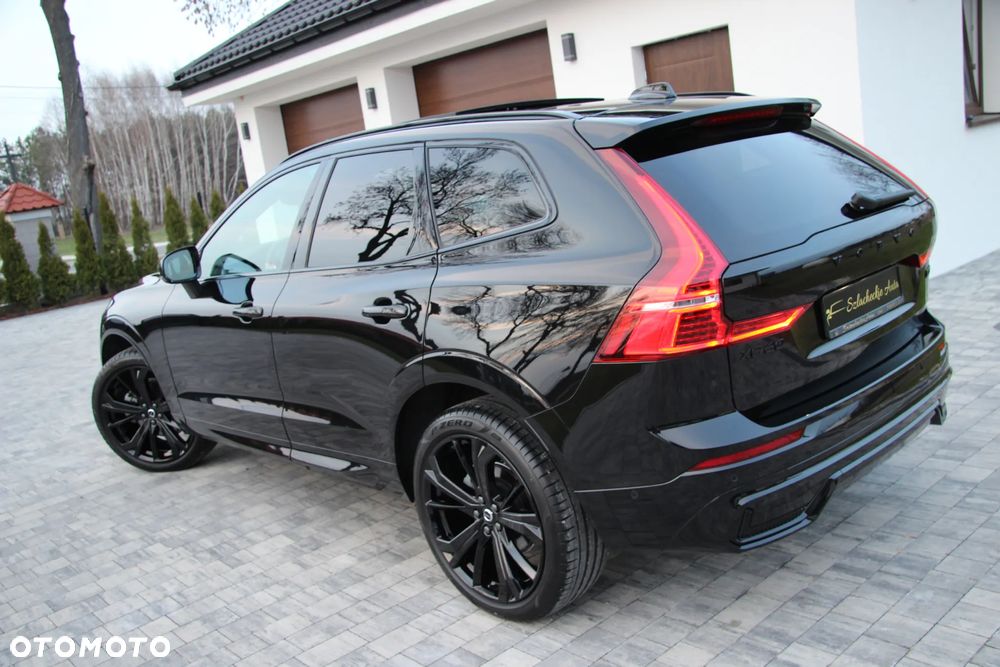 Volvo XC 60 B5 B AWD Plus Black Edition - 20