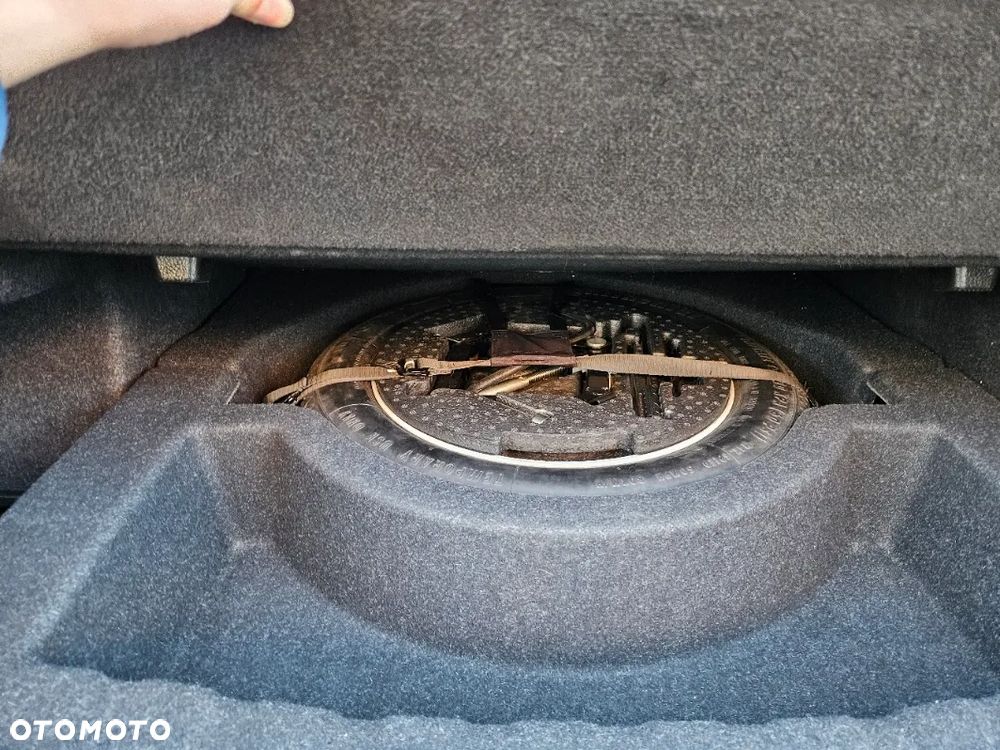 BMW Seria 3 330i M Sport sport - 14