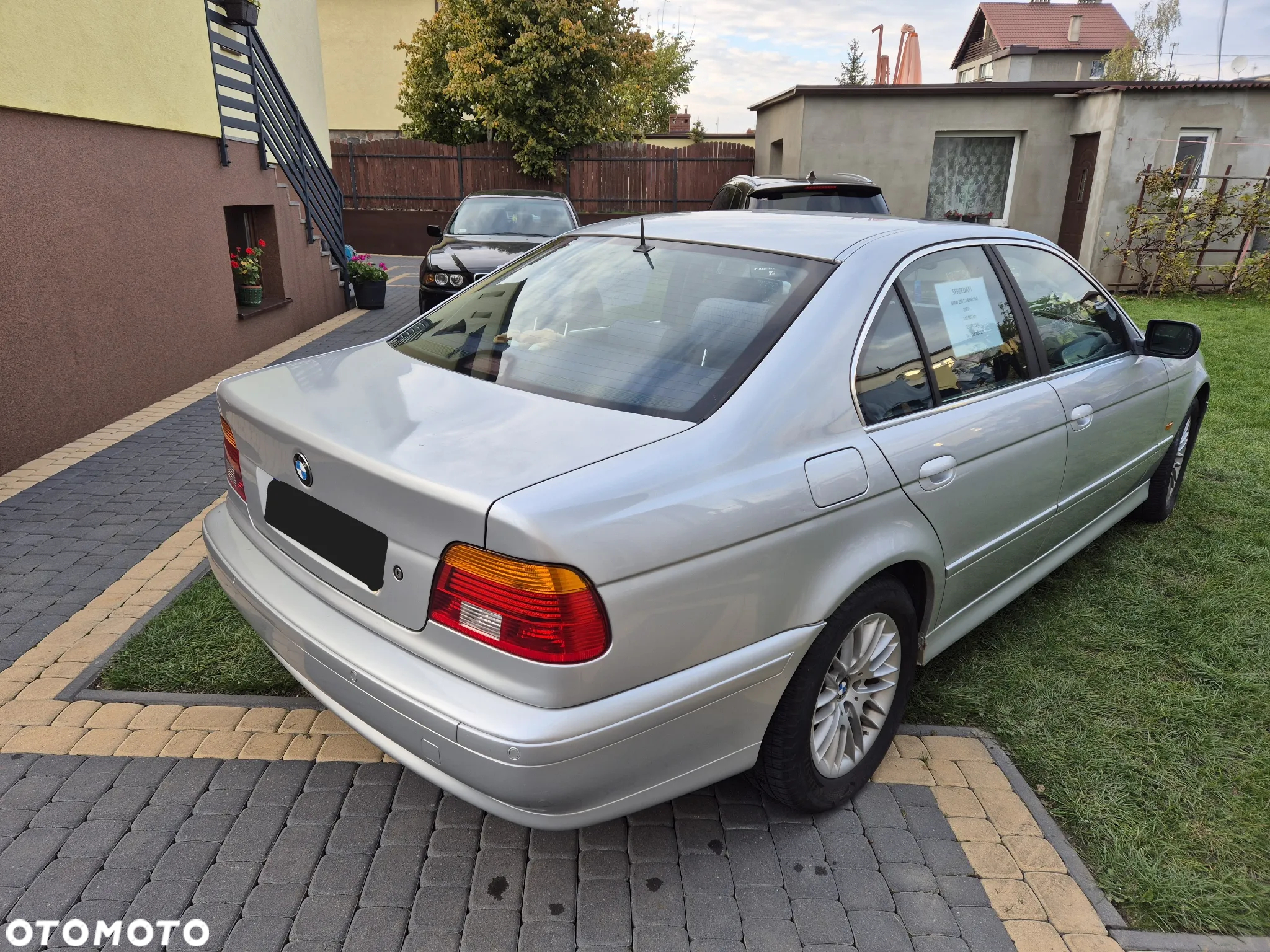 BMW Seria 5 520i - 4