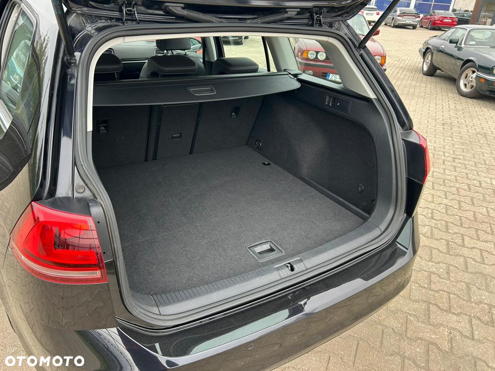 Volkswagen Golf 1.6 TDI BMT Comfortline - 16