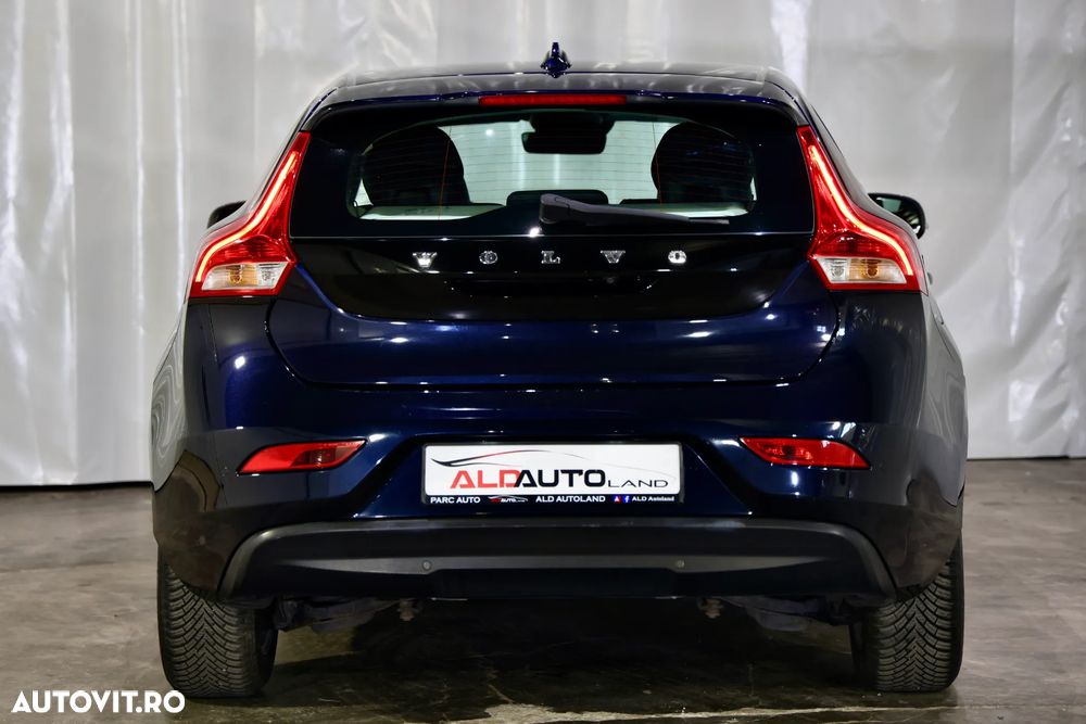 Volvo V40 D2 - 37