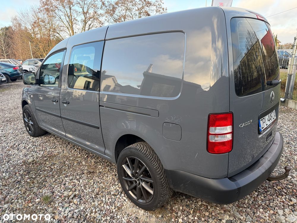 Volkswagen Caddy Maxi Comfortline DSG - 6