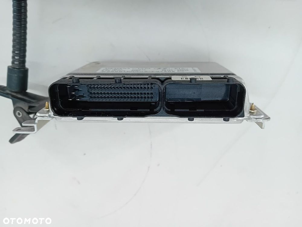 KOMPUTER, STEROWNIK KIA SPORTAGE II 39103-23070   39121-23070 5WY1988A 2.0 - 2